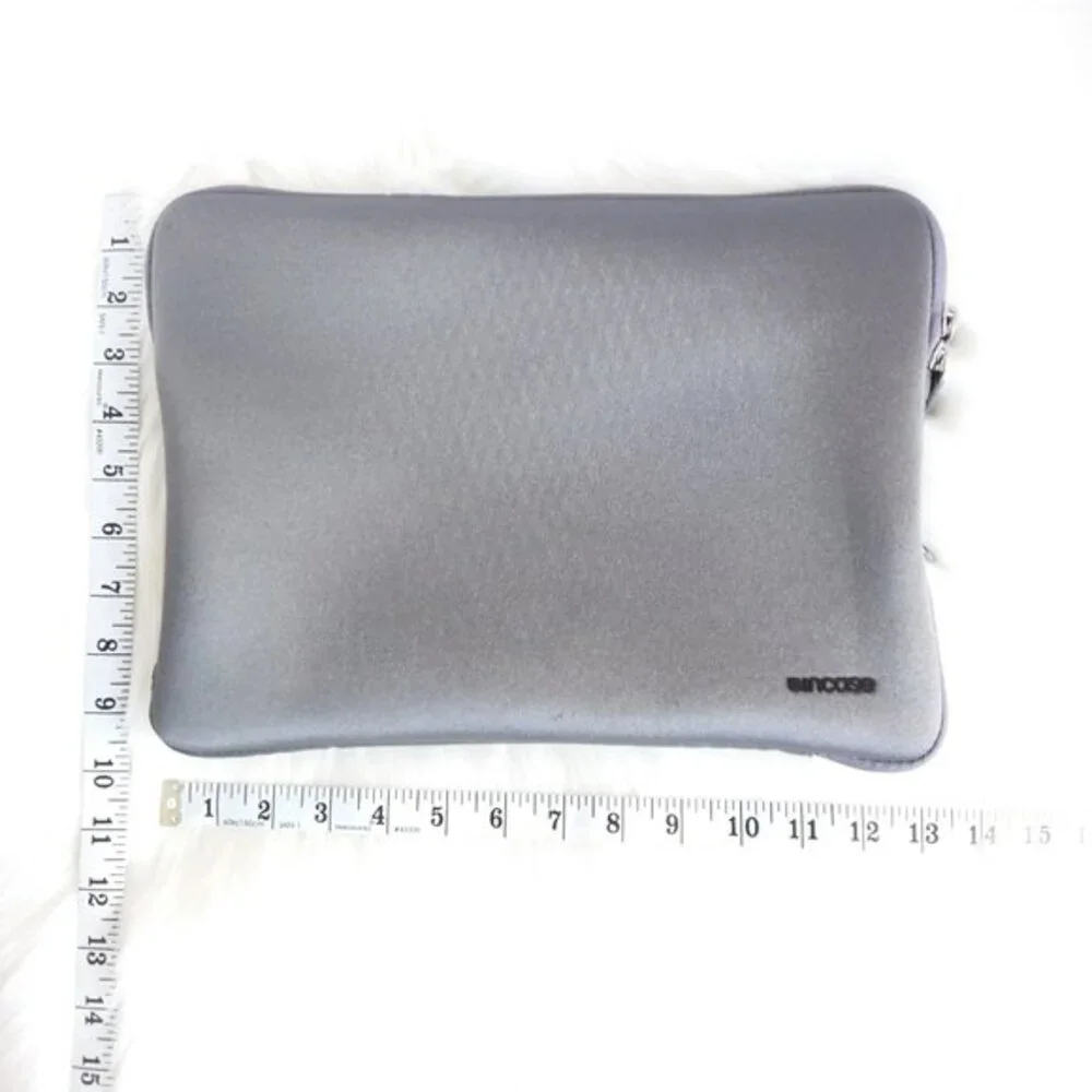 Incase Grey Laptop Zip Zip Case Soft Interior